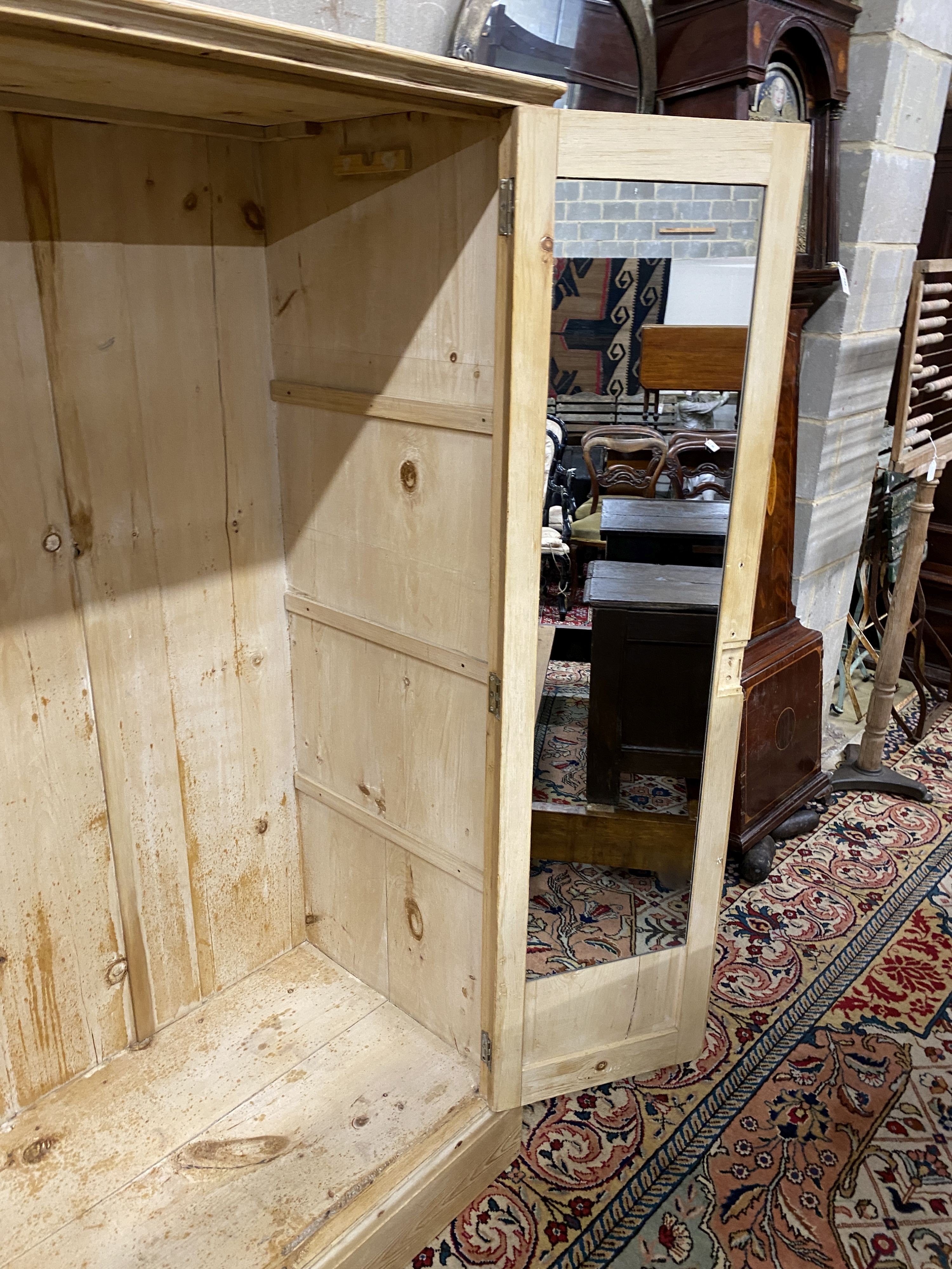 A small Victorian pine wardrobe, width 96cm, depth 59cm, height 174cm
